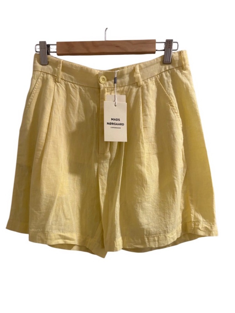 NWT Mads Norgaard Pale Yellow Linen Short Bermudas Size 6